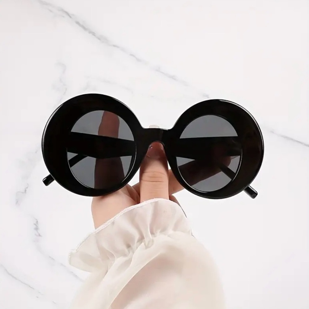 ShopEvelynne Black Oversized Round Sunglasses